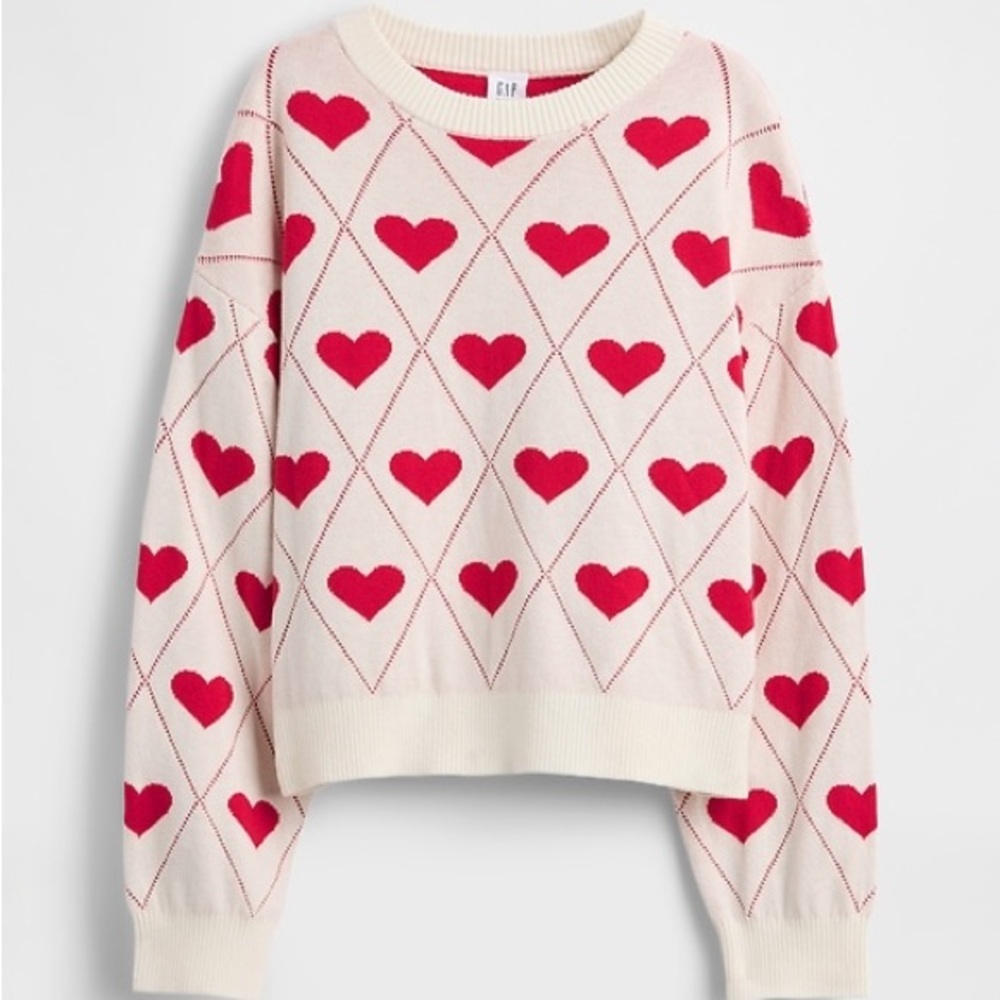 Gap Girl’s Cream Sweater with Red Heart Pattern